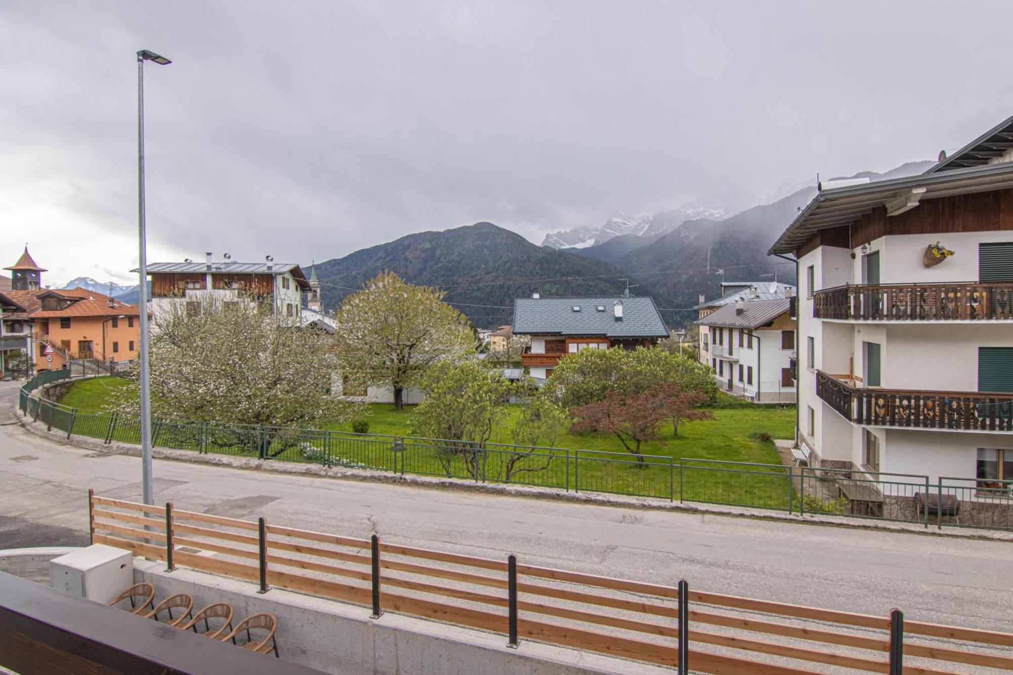 Hotel Chalet Cridola Dolomiti Experience à Lorenzago Di Cadore Extérieur photo